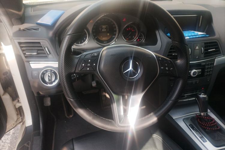 Used Mercedes-Benz E-Class 2010 E 260 CGI Coupe Steering Wheel