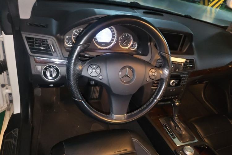 Used Mercedes-Benz E-Class 2010 E 260 CGI Coupe Steering Wheel