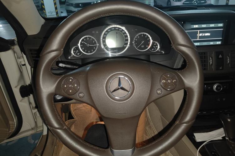 Used Mercedes-Benz E-Class 2010 E 260 CGI Coupe Steering Wheel