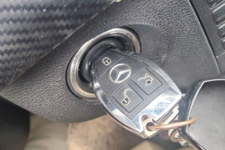 Used Mercedes-Benz E-Class 2010 E 260 CGI Fashion Model Vehicle Key