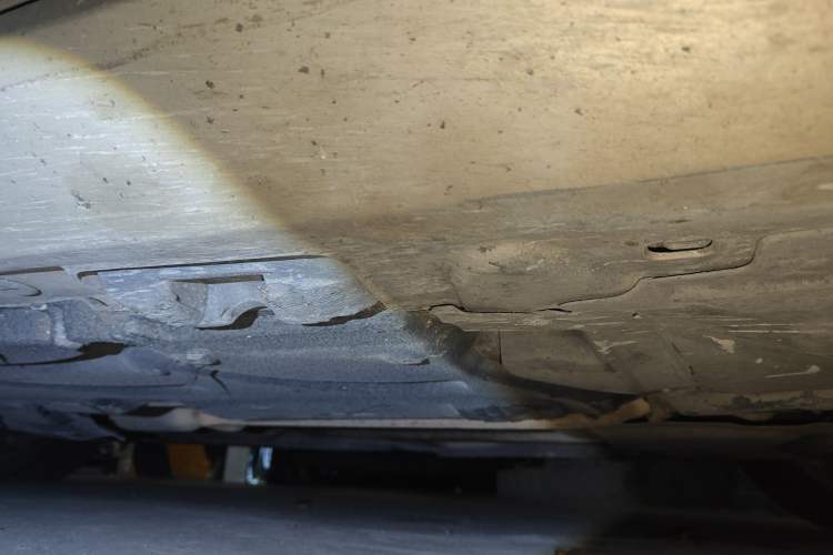 Used Mercedes-Benz E-Class 2010 E 260 CGI Fashion Model Chassis Front Right