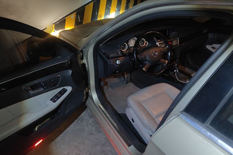 Used Mercedes-Benz E-Class 2010 E 260 CGI Fashion Model Driver Seat