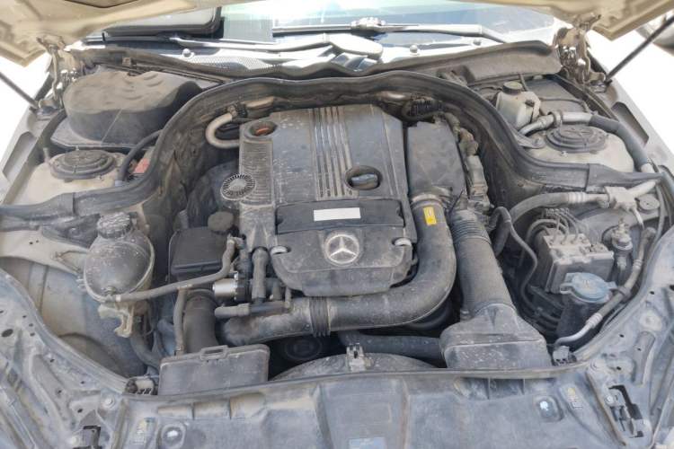 Used Mercedes-Benz E-Class 2010 E 260 L CGI Elegant Model Engine Bay