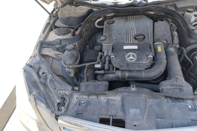 Used Mercedes-Benz E-Class 2010 E 260 L CGI Elegant Model Engine Bay Right