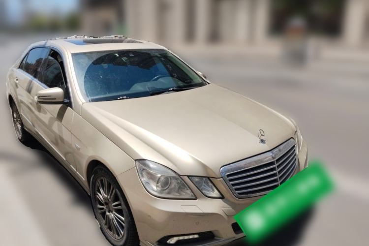 Used Mercedes-Benz E-Class 2010 E 260 L CGI Elegant Model Front Right 45 Deg