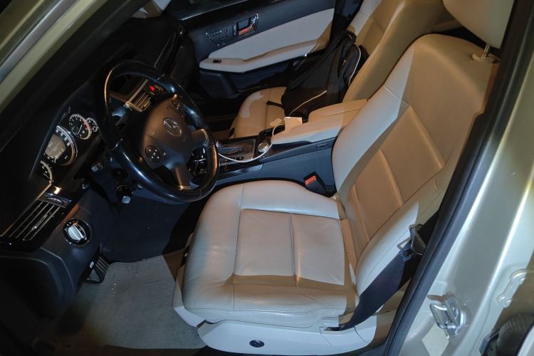 Used Mercedes-Benz E-Class 2010 E 260 CGI Fashion Model Left Front Seat