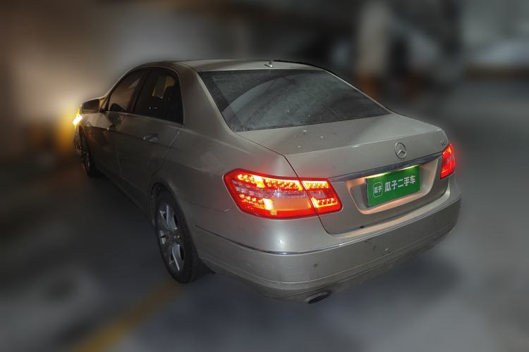 Used Mercedes-Benz E-Class 2010 E 260 CGI Fashion Model Rear Left 45 Deg