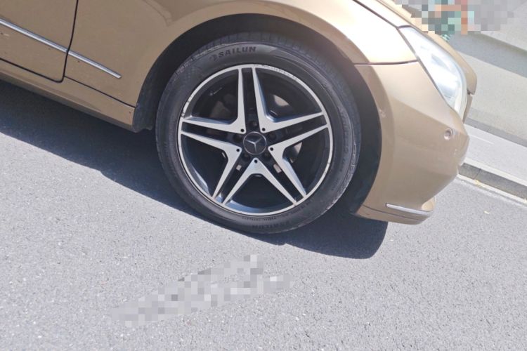 Used Mercedes-Benz E-Class 2010 E 260 CGI Coupe Right Front Wheel Hub