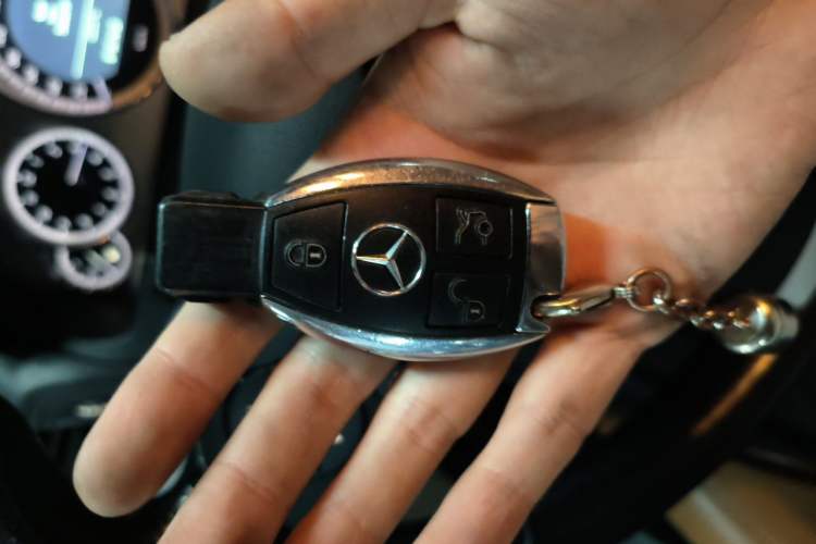 Used Mercedes-Benz E-Class 2010 E 260 CGI Coupe Vehicle Key