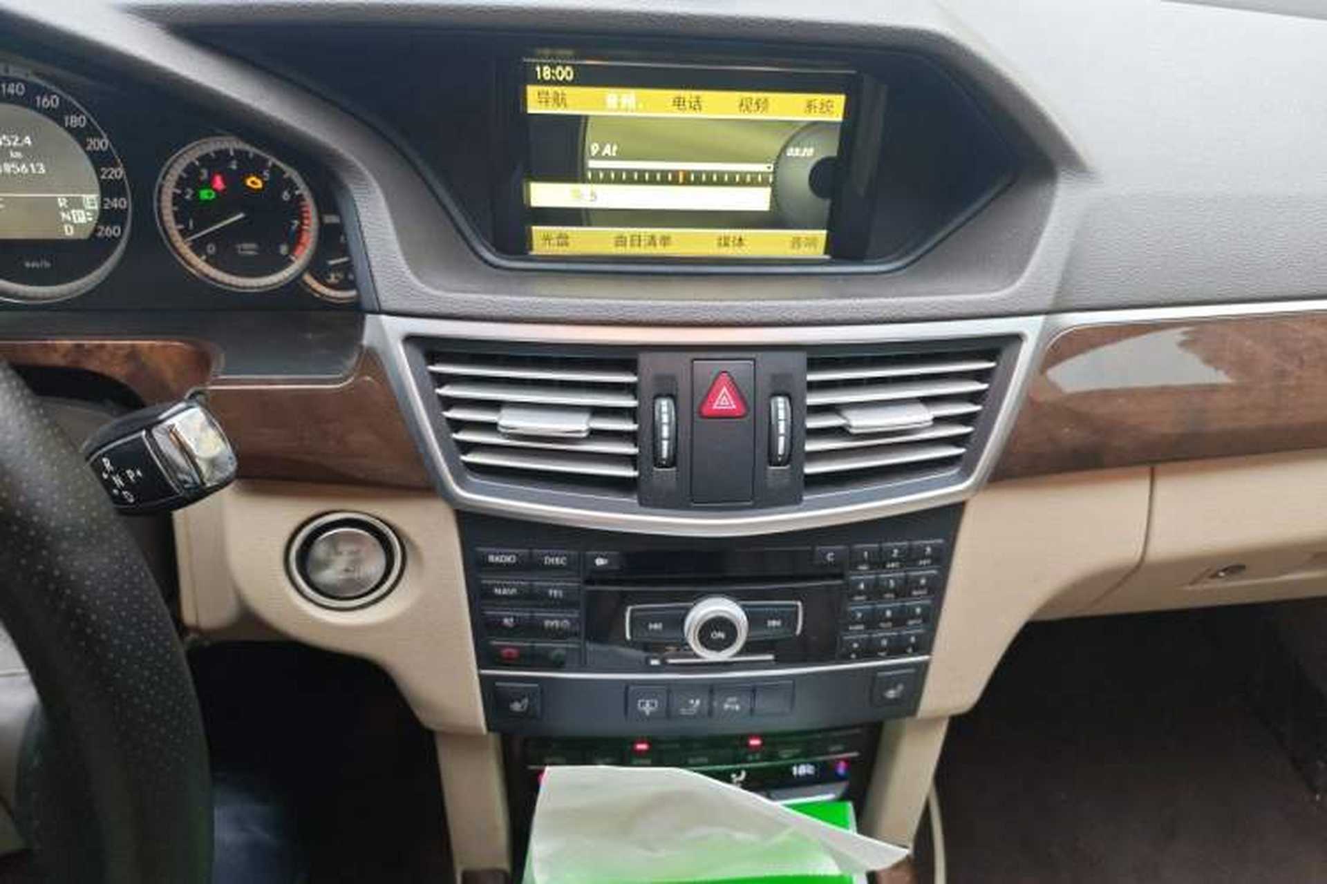 Used Mercedes-Benz E-Class 2011 E 300 L Elegant Model Audio And AC Panel