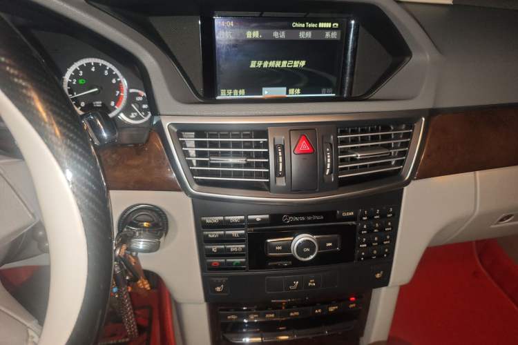 Used Mercedes-Benz E-Class 2011 E 300 L Elegant Model Audio And AC Panel