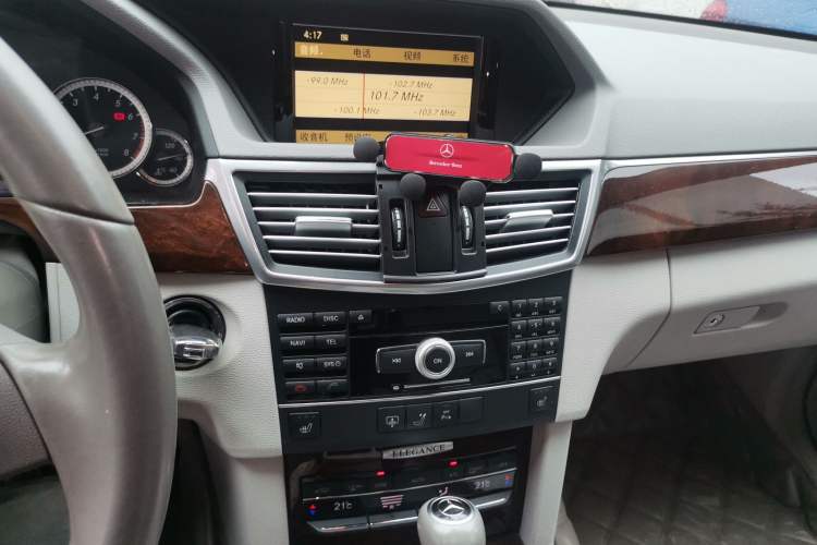Used Mercedes-Benz E-Class 2011 E 200 L CGI Elegant Model Audio And AC Panel