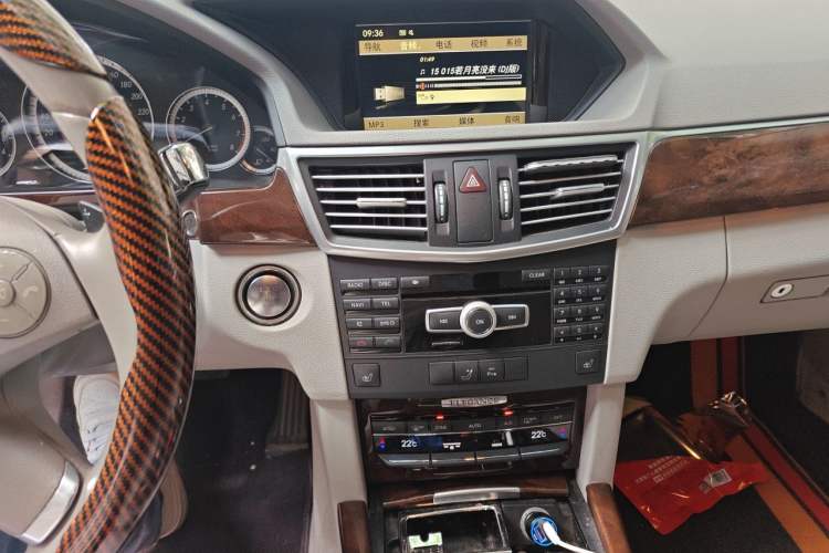 Used Mercedes-Benz E-Class 2011 E 300 L Elegant Model Audio And AC Panel