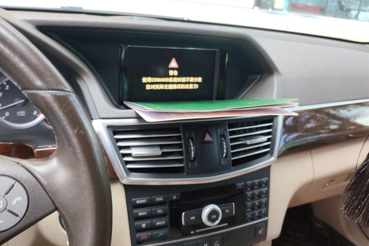 Used Mercedes-Benz E-Class 2011 E 200 L CGI Elegant Model Audio And AC Panel