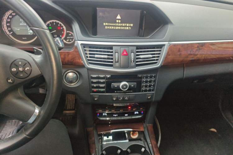 Used Mercedes-Benz E-Class 2011 E 300 L Elegant Model Audio And AC Panel