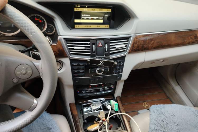Used Mercedes-Benz E-Class 2011 E 300 L Elegant Model Audio And AC Panel