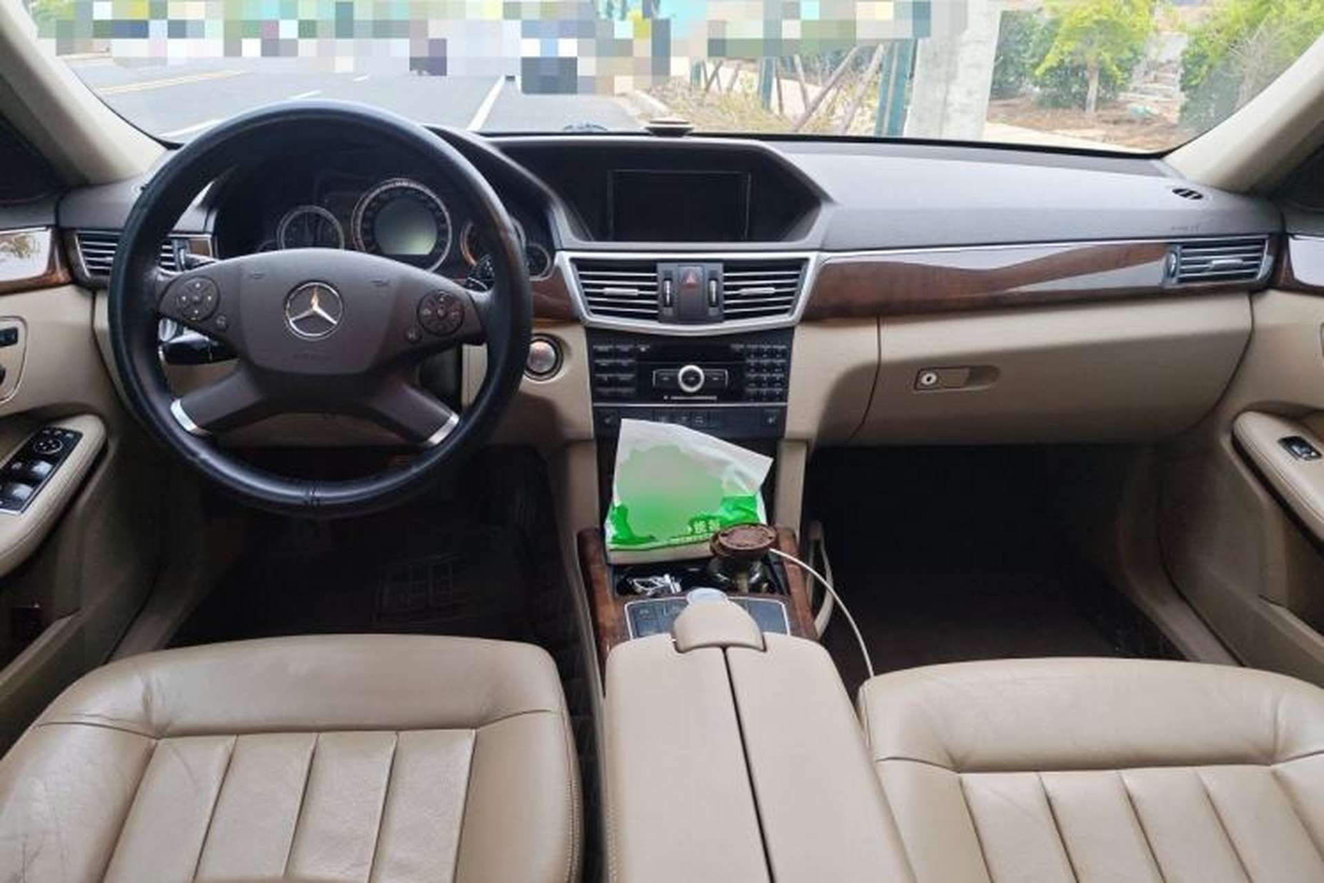 Used Mercedes-Benz E-Class 2011 E 300 L Elegant Model Center Console