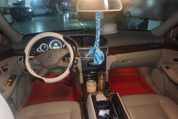 Used Mercedes-Benz E-Class 2011 E 300 L Elegant Model Center Console