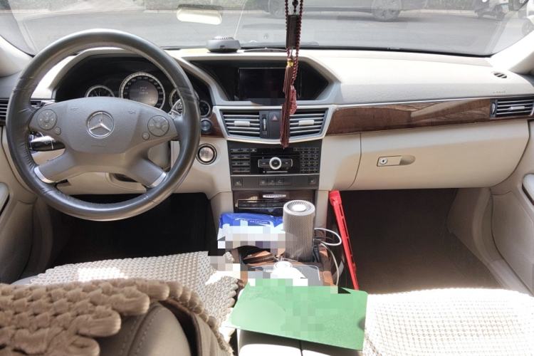 Used Mercedes-Benz E-Class 2011 E 300 L Elegant Model Center Console