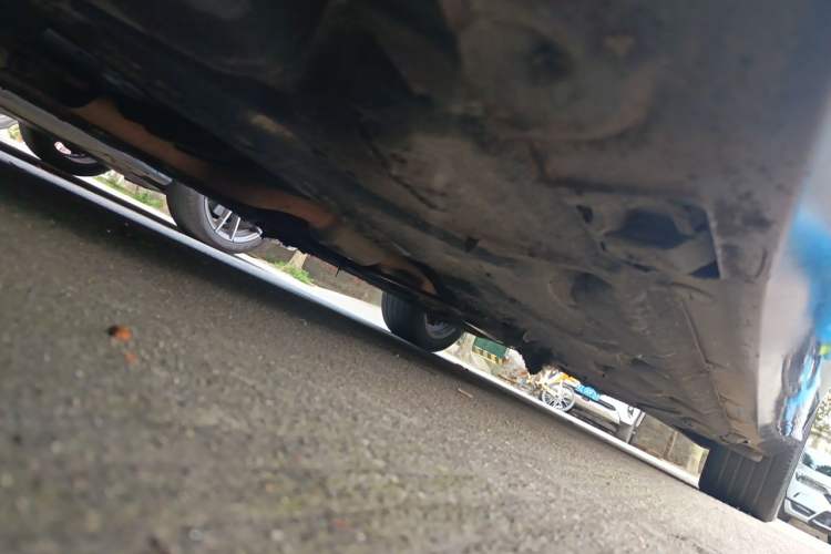 Used Mercedes-Benz E-Class 2011 E 200 L CGI Elegant Model Chassis Front Left