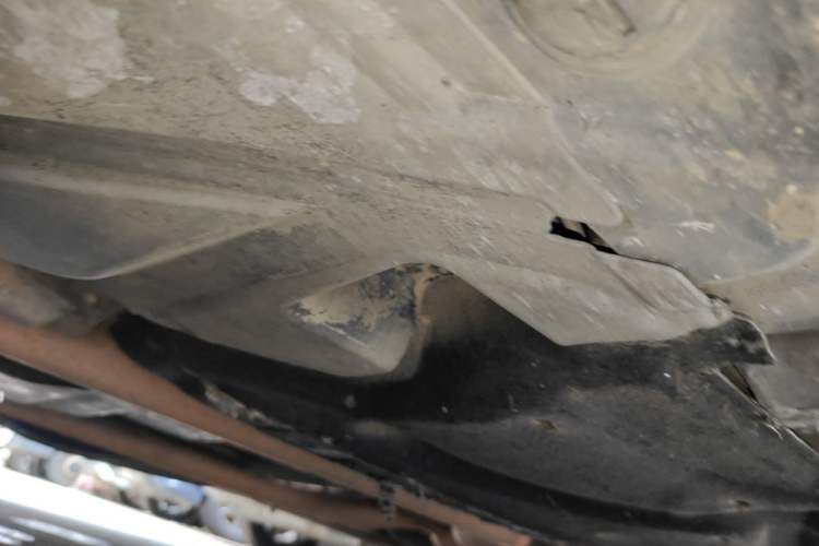 Used Mercedes-Benz E-Class 2011 E 300 L Elegant Model Chassis Front Left