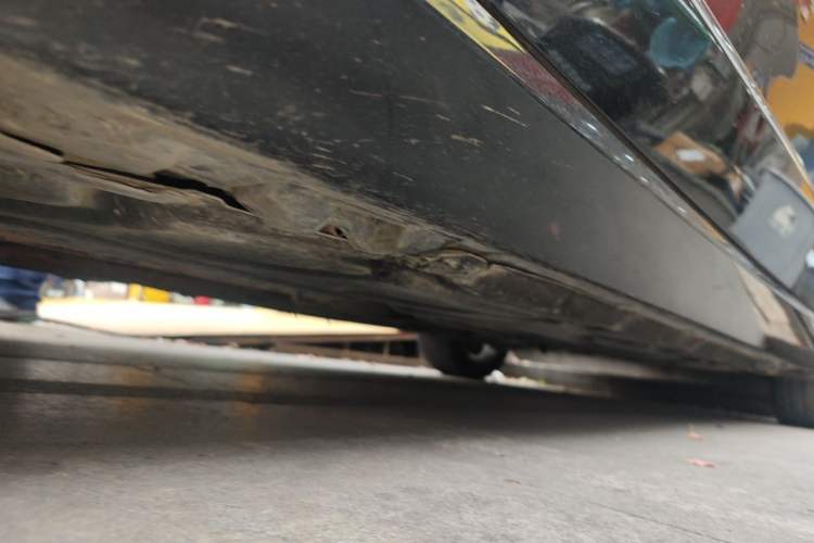 Used Mercedes-Benz E-Class 2011 E 300 L Elegant Model Chassis Front Left