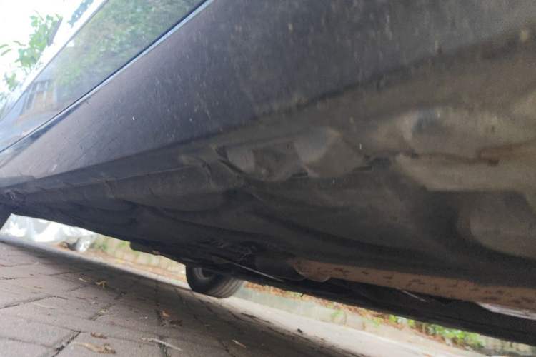 Used Mercedes-Benz E-Class 2011 E 200 L CGI Elegant Model Chassis Front Right