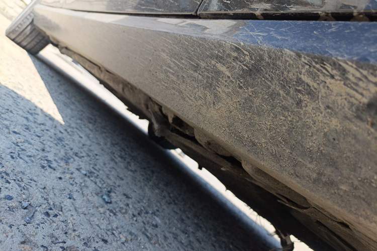 Used Mercedes-Benz E-Class 2011 E 300 L Elegant Model Chassis Front Right