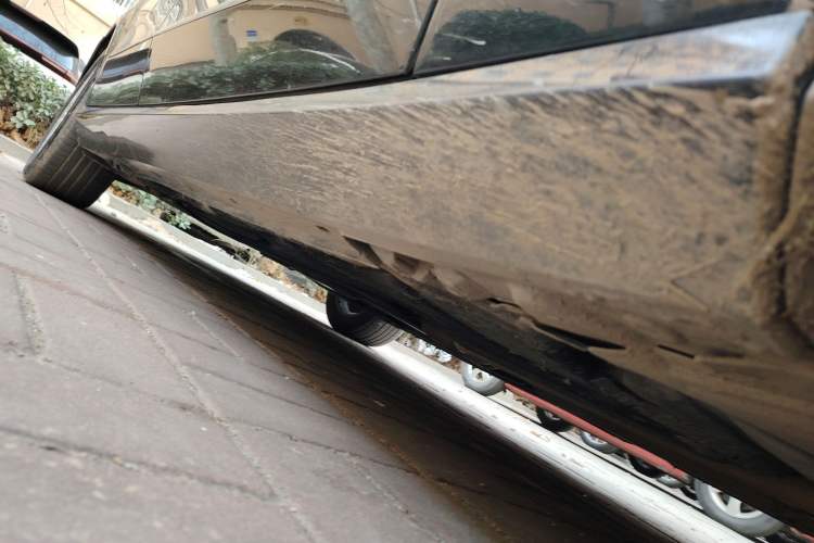 Used Mercedes-Benz E-Class 2011 E 300 L Elegant Model Chassis Front Right