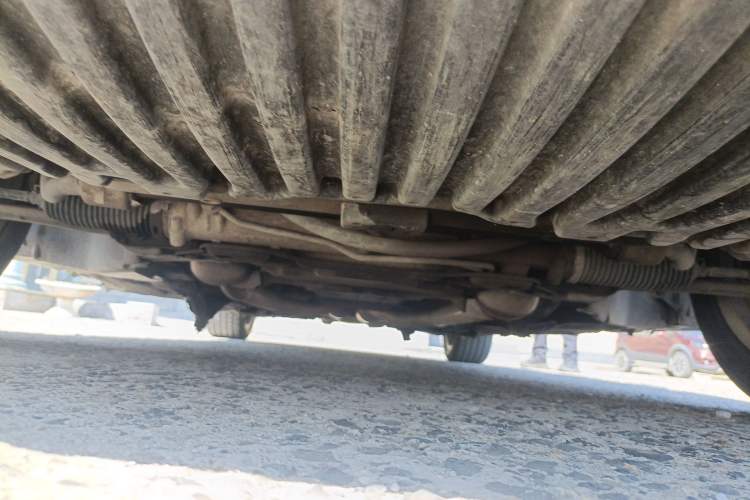 Used Mercedes-Benz E-Class 2011 E 300 L Elegant Model Chassis Front
