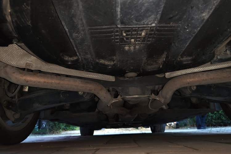 Used Mercedes-Benz E-Class 2011 E 300 L Elegant Model Chassis Rear