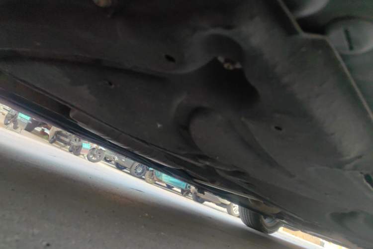 Used Mercedes-Benz E-Class 2011 E 200 L CGI Elegant Model Chassis Rear Right