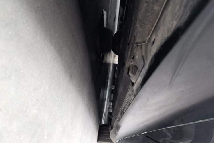 Used Mercedes-Benz E-Class 2011 E 300 L Elegant Model Chassis Rear Right
