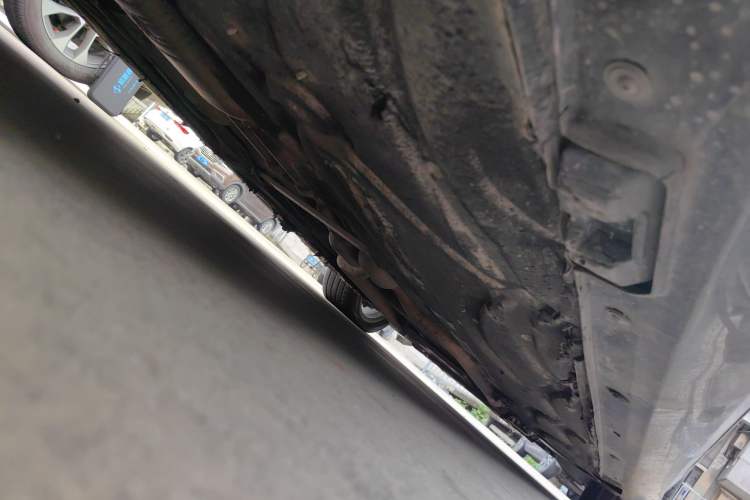 Used Mercedes-Benz E-Class 2011 E 300 L Fashion Prestige Model Chassis Rear Right