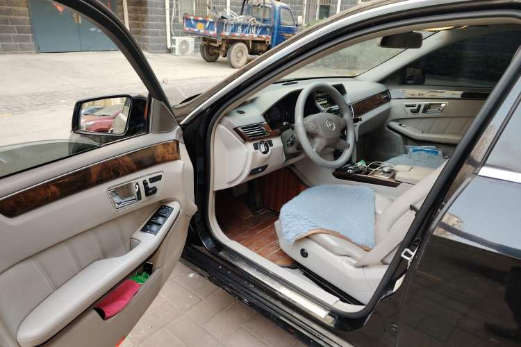 Used Mercedes-Benz E-Class 2011 E 300 L Elegant Model Driver Seat