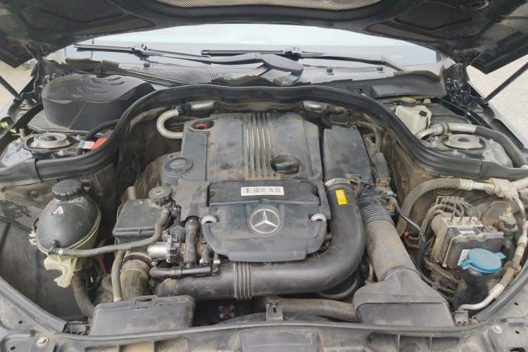 Used Mercedes-Benz E-Class 2011 E 200 L CGI Elegant Model Engine Bay