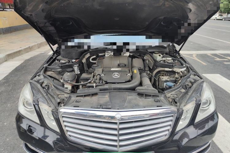 Used Mercedes-Benz E-Class 2011 E 200 L CGI Elegant Model Engine Bay