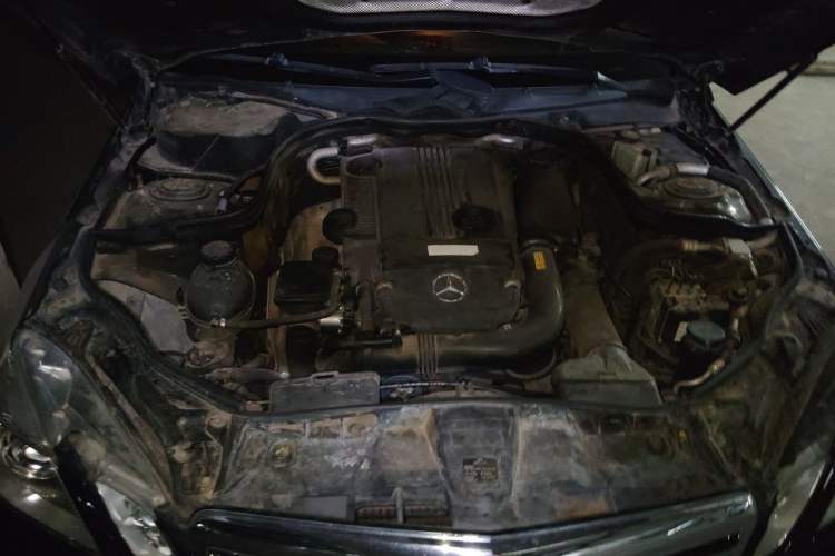 Used Mercedes-Benz E-Class 2011 E 260 L CGI Fashion Model Engine Bay