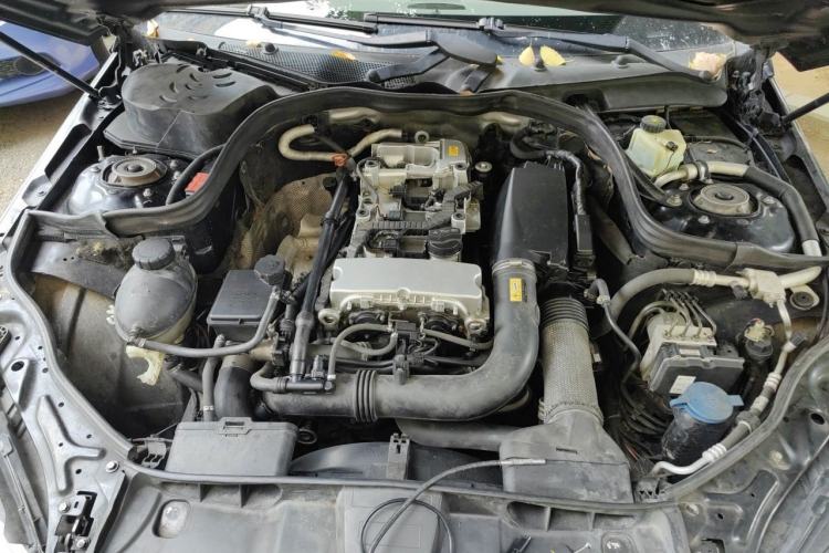 Used Mercedes-Benz E-Class 2011 E 200 L CGI Elegant Model Engine Bay