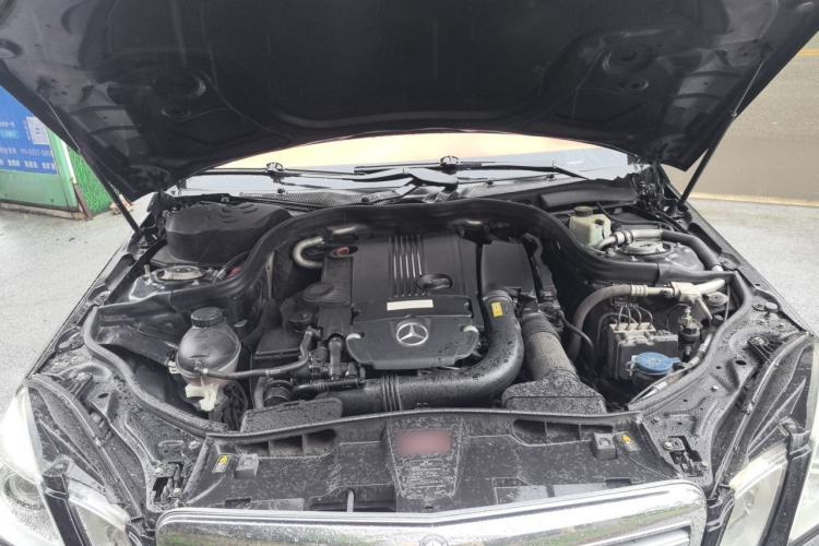 Used Mercedes-Benz E-Class 2011 E 200 L CGI Elegant Model Engine Bay