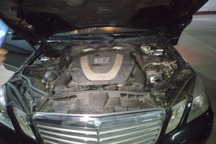 Used Mercedes-Benz E-Class 2011 E 300 L Elegant Model Engine Bay
