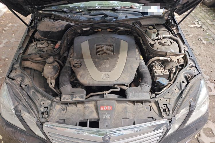 Used Mercedes-Benz E-Class 2011 E 300 L Elegant Model Engine Bay