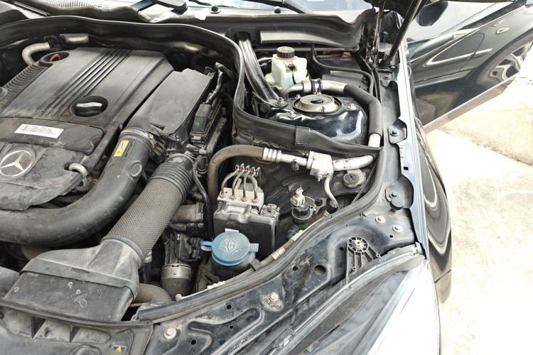 Used Mercedes-Benz E-Class 2011 E 200 L CGI Elegant Model Engine Bay Left