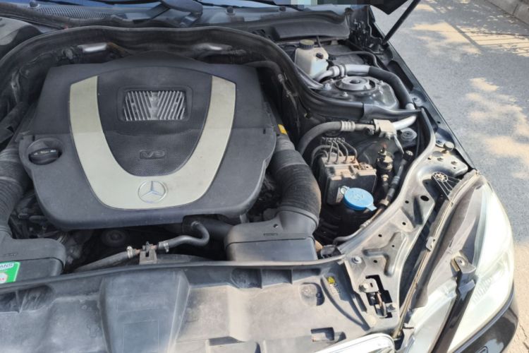 Used Mercedes-Benz E-Class 2011 E 300 L Elegant Model Engine Bay Left