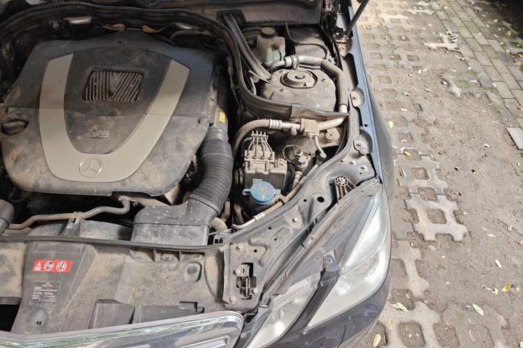 Used Mercedes-Benz E-Class 2011 E 300 L Elegant Model Engine Bay Left