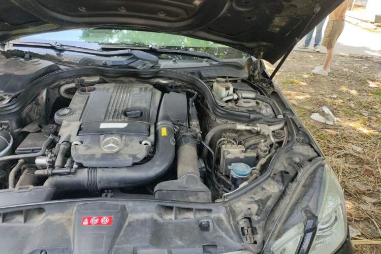 Used Mercedes-Benz E-Class 2011 E 200 L CGI Elegant Model Engine Bay Left