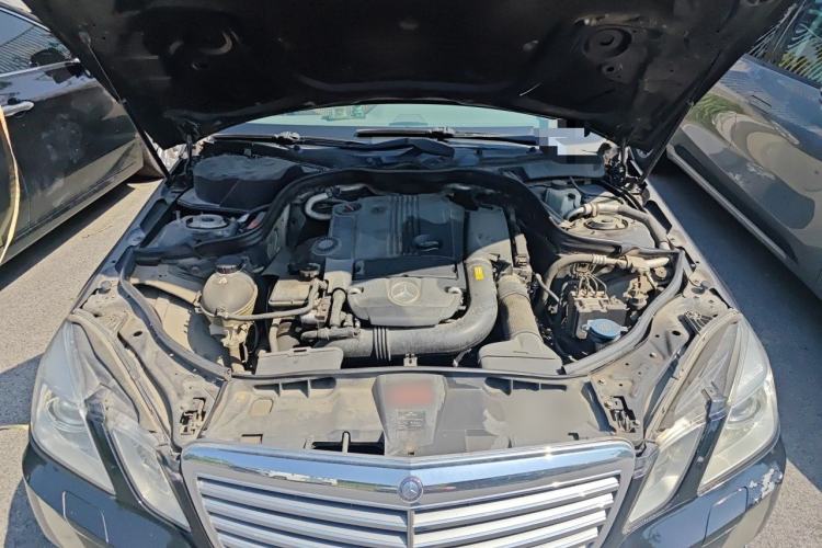 Used Mercedes-Benz E-Class 2011 E 200 L CGI Elegant Model Engine Bay