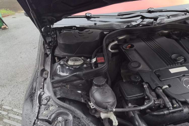 Used Mercedes-Benz E-Class 2011 E 200 L CGI Elegant Model Engine Bay Right
