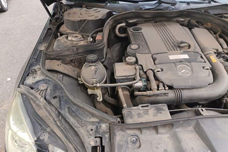 Used Mercedes-Benz E-Class 2011 E 200 L CGI Elegant Model Engine Bay Right