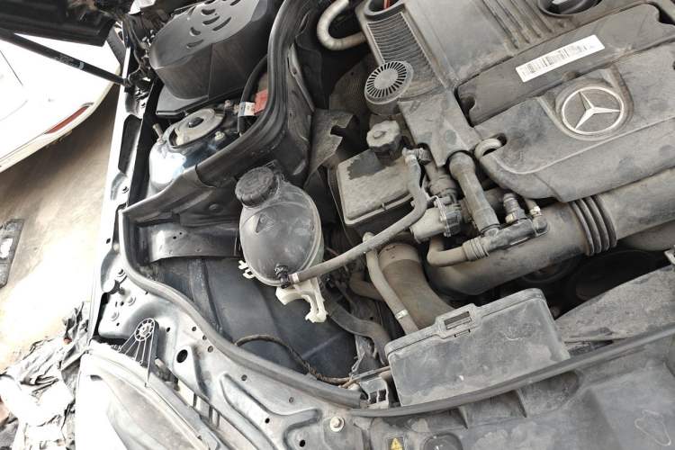 Used Mercedes-Benz E-Class 2011 E 200 L CGI Elegant Model Engine Bay Right